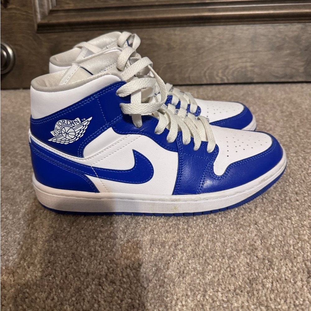 Kentucky Blue Jordans Women’s